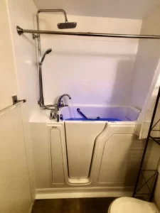 Yorktown Heights Handicap-Accessible Bathtub and Shower 06 225x300